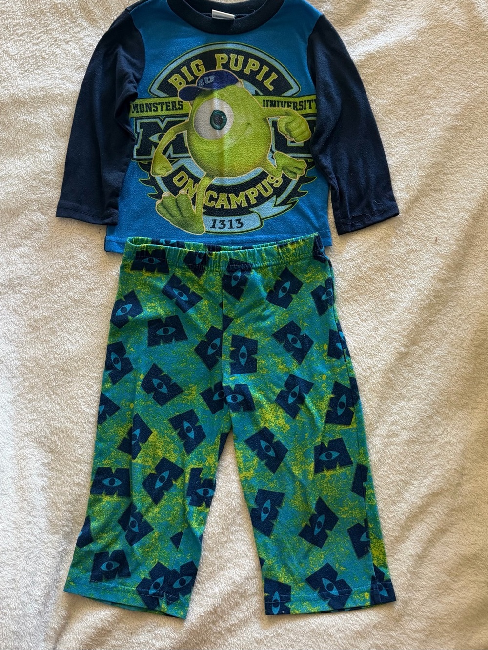 Disney Monsters University Blue & Green Big Pupil Pajama Set